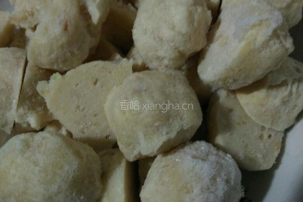 炒墨鱼丸的做法图解1