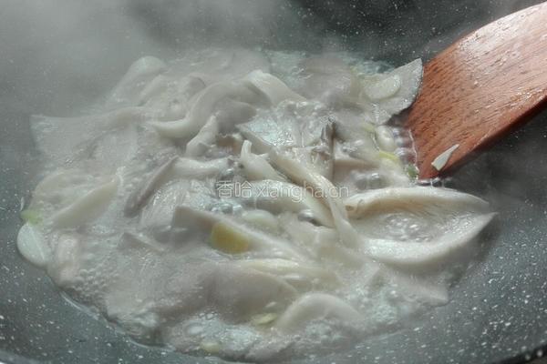 平菇烩豆腐的做法图解9