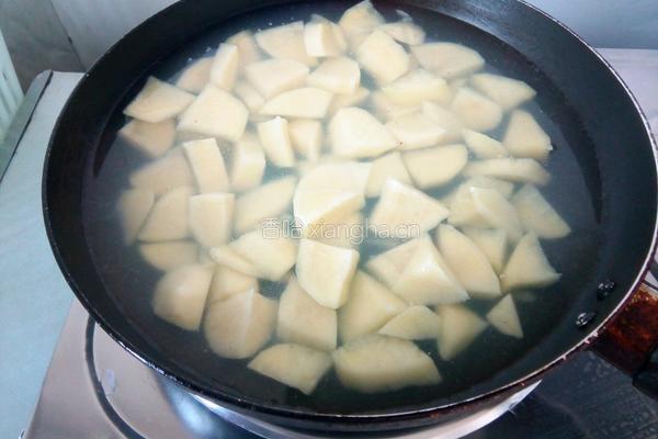 孜然土豆片的做法图解2
