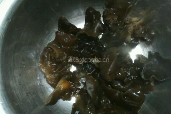 白菜炖豆腐的做法图解4