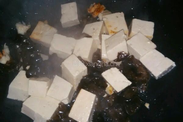 白菜炖豆腐的做法图解6