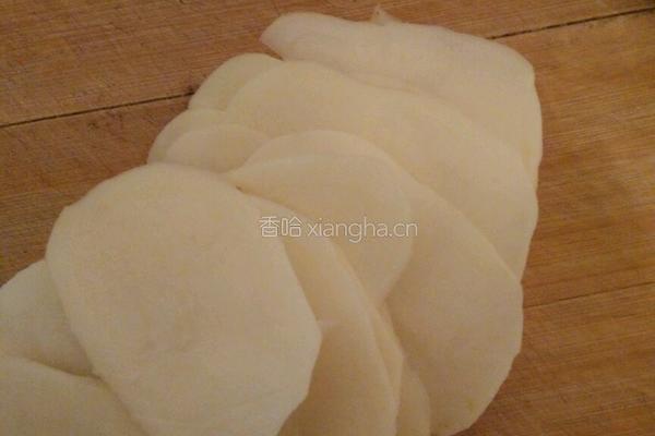 韭菜土豆丝的做法图解2