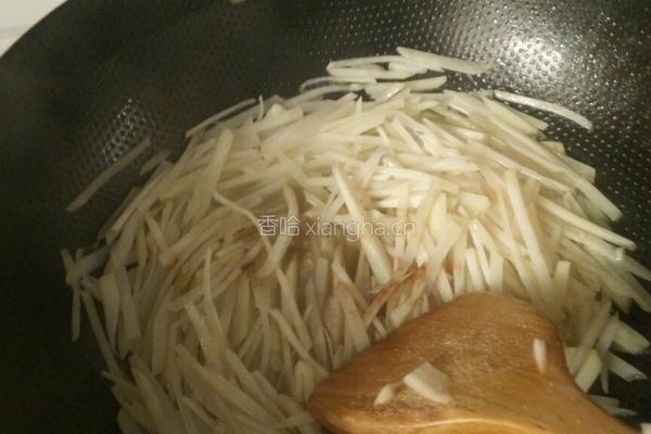 韭菜土豆丝的做法图解8