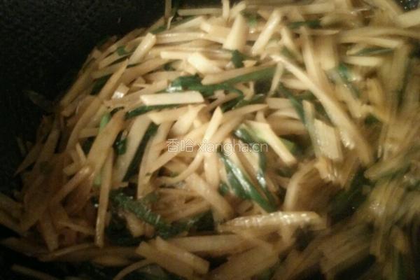 韭菜土豆丝的做法图解10
