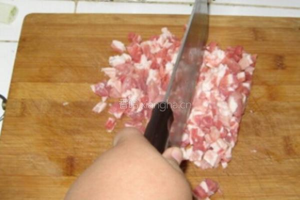 干菜肉松蒸鸡蛋的做法图解1