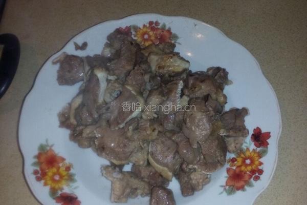 青椒番茄炒猪舌的做法图解3