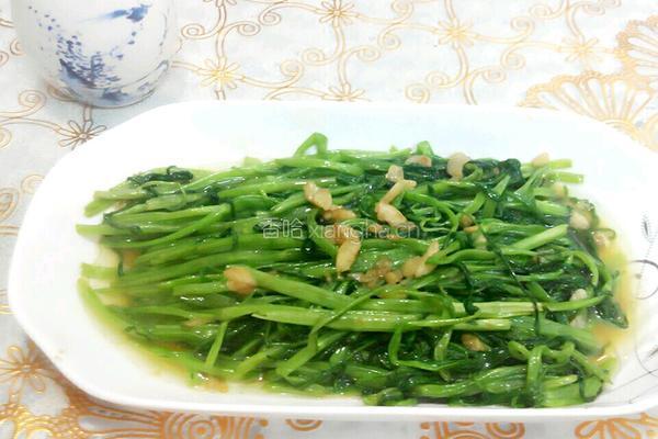 蒜蓉爆炒通心菜的做法图解7