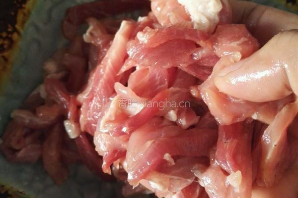 蒜黄炒肉的做法图解6