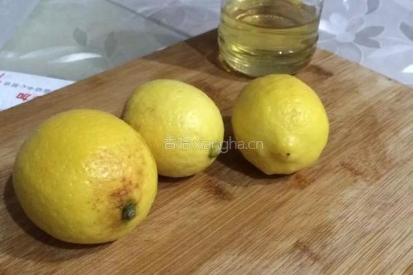 柠檬蜂蜜茶的做法图解2