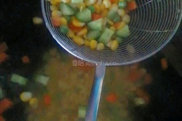五彩玉米的做法图解3