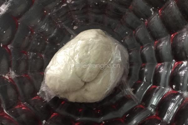 鸡蛋灌饼的做法图解1