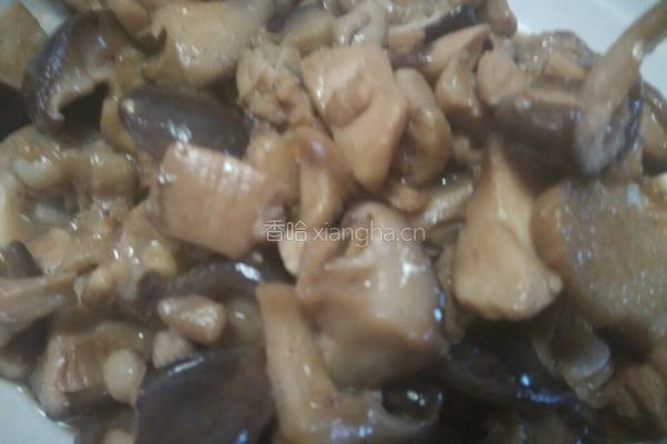 香菇炖鸡腿的做法图解5