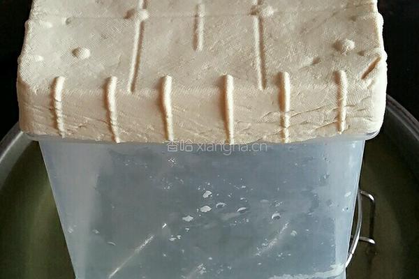 自制卤水豆腐的做法图解4