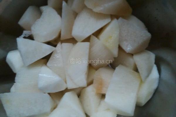 肉片松蛾炖山药的做法图解2