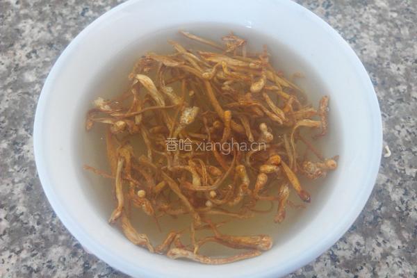 虫草花猪骨汤的做法图解2