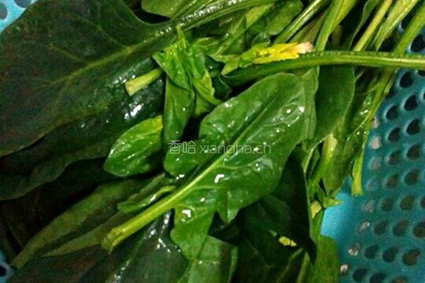 菠菜粉丝汤的做法图解1