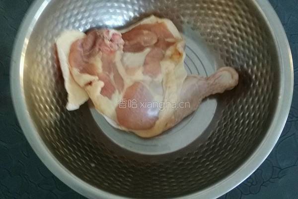 香酥炸鸡排的做法图解1