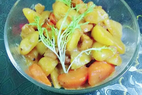 鸡肉炖土豆