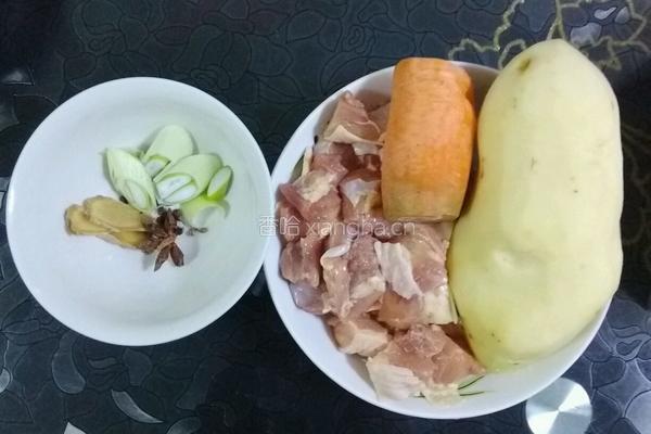 鸡肉炖土豆的做法图解2