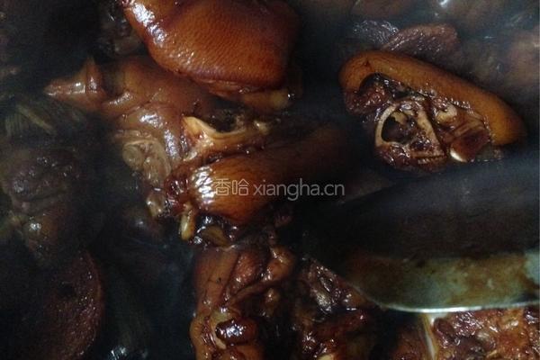 黄豆炖猪蹄的做法图解6