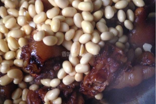 黄豆炖猪蹄的做法图解7