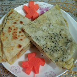 芝麻饼（五香）饼的做法[图]