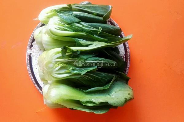 虾仁扒油菜的做法图解1