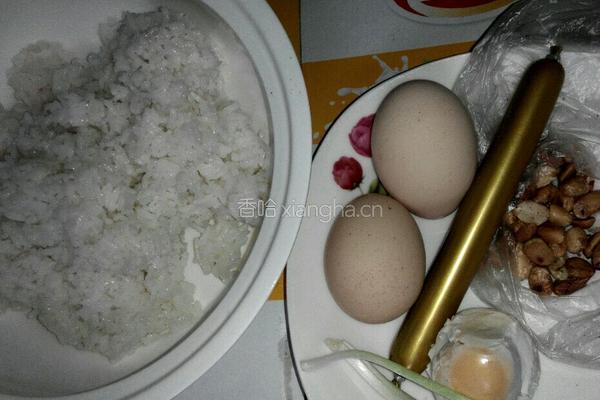 蛋饭饼的做法图解1