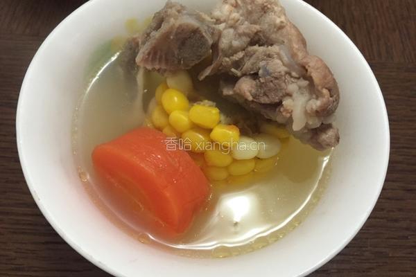 龙骨玉米红萝卜汤的做法图解5