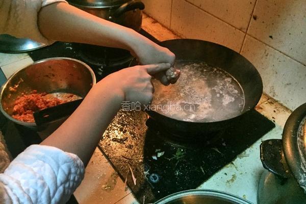 猪肉丸子汤的做法图解7