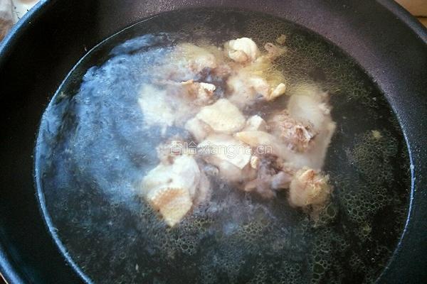 天麻炖鸡的做法图解3