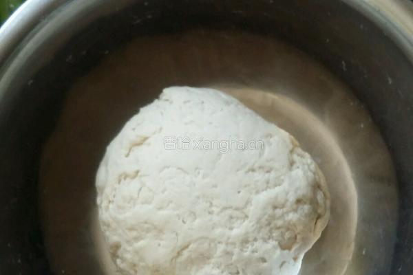 麻酱葱花饼的做法图解1