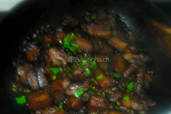 毛豆烧肉的做法图解6