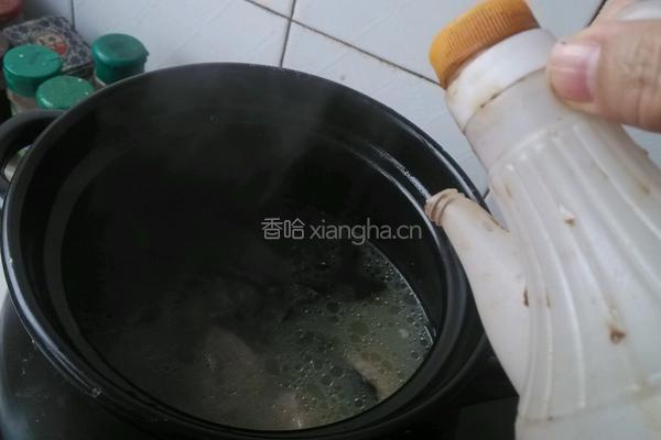 排骨海带汤的做法图解11
