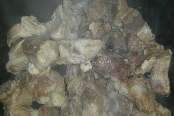 胡萝卜排骨汤的做法图解3