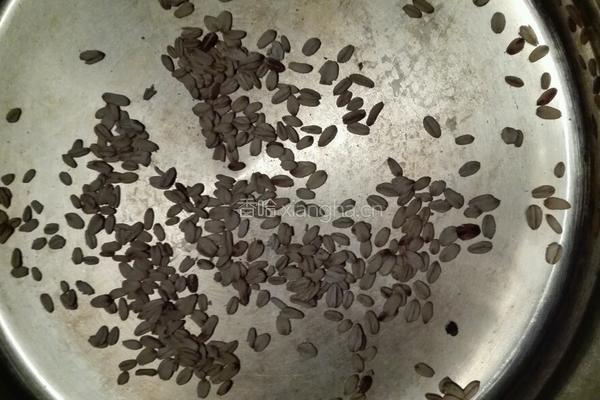 西兰花蔬果汁的做法图解2