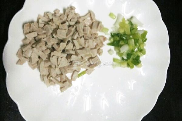 章鱼炒饭的做法图解2