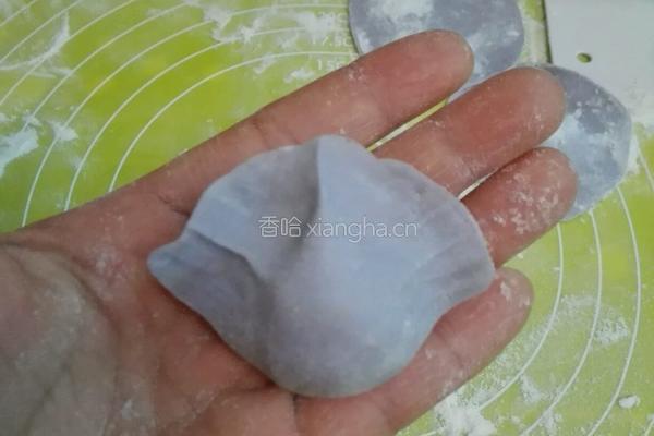 挤饺的包法的做法图解5