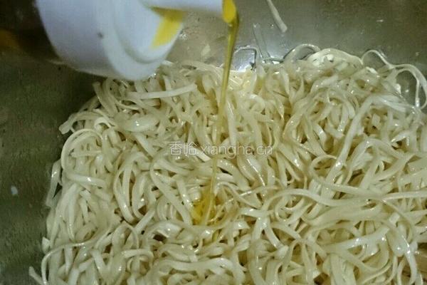 豆角炒肉卤面的做法图解12
