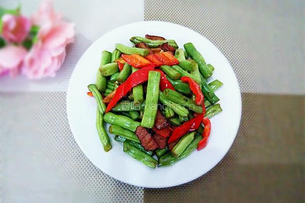 腊肉小炒四季豆的做法图解10