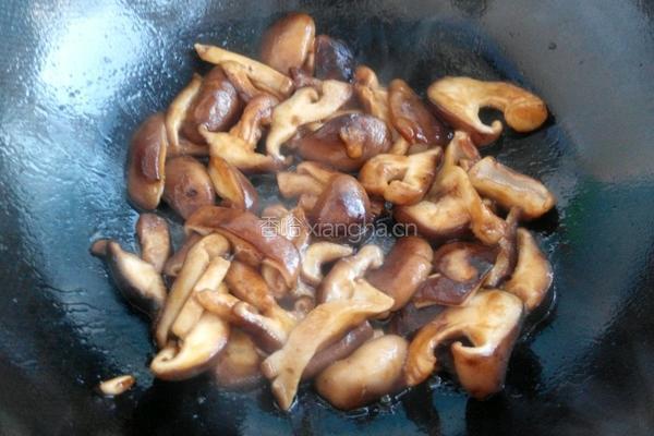 香菇炒油菜的做法图解4