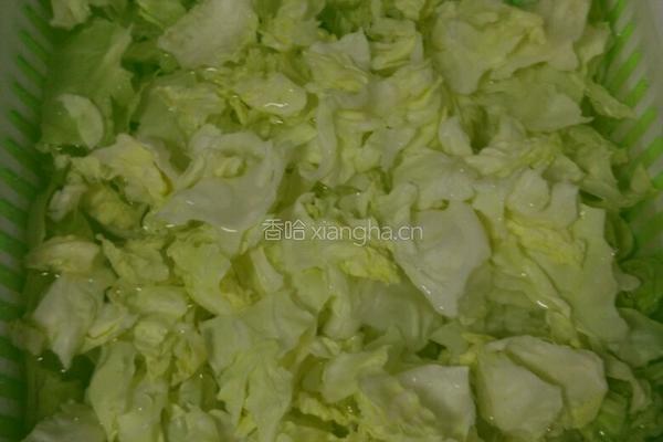 手撕包菜的做法图解1