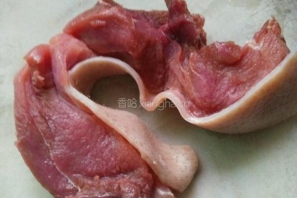 酸甜山猪肉的做法图解1