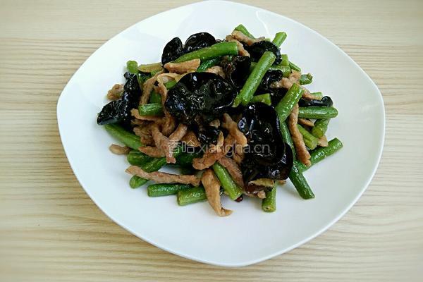 豆角木耳炒肉丝的做法图解13
