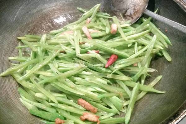 干煸豆角丝的做法图解6
