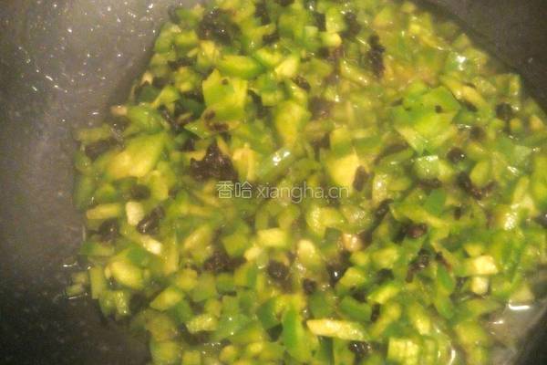 甜椒炒蛋的做法图解4