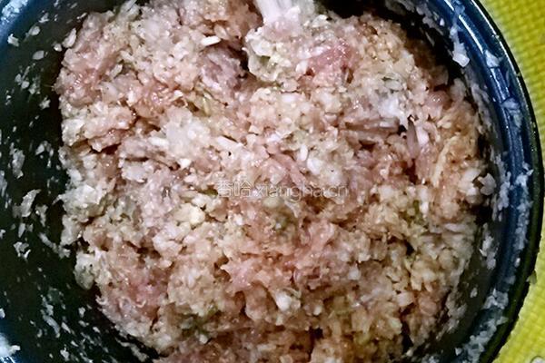 白菜猪肉馄饨的做法图解3