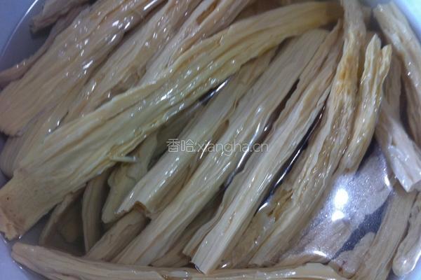 肉片腐竹的做法图解1