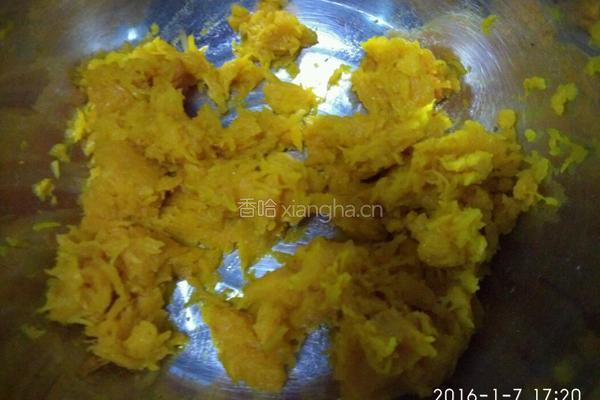 Q糯南瓜饼的做法图解1