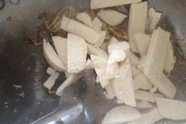 炒白菜馒头的做法图解6